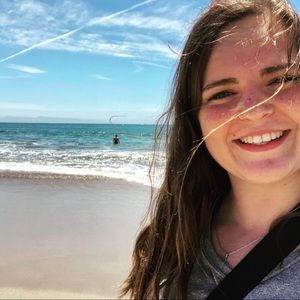 Meet your Posher, Alexandra